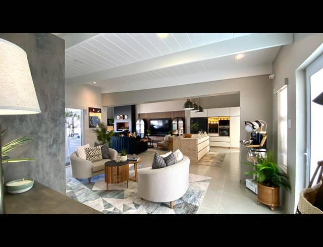 3 BEDROOM HOUSE FOR SALE IN LAMPIESBAAI